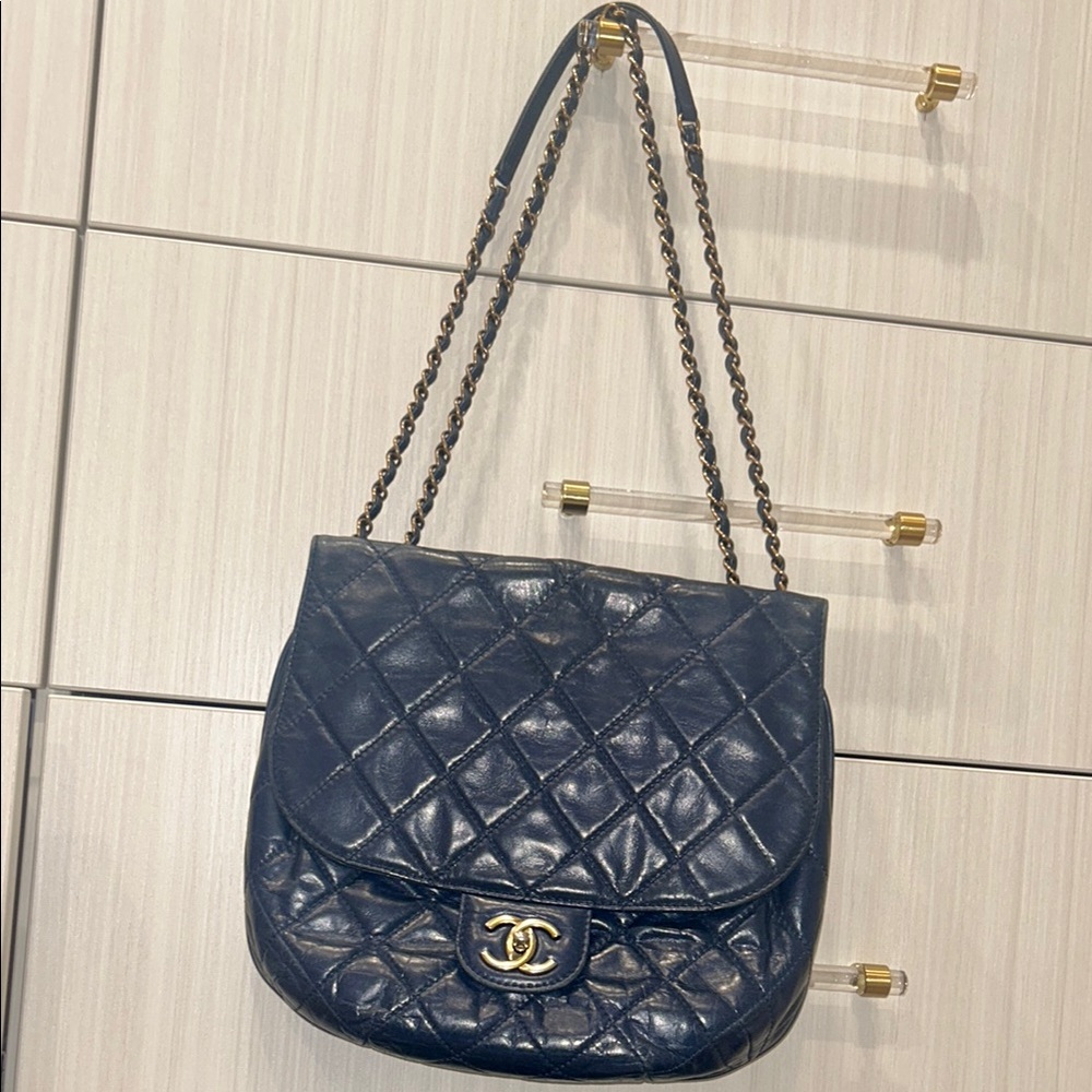 🎉🎉🎉🎉SOLD— 🎉🎉🎉🎉Chanel Quilted Calfskin Flapbag